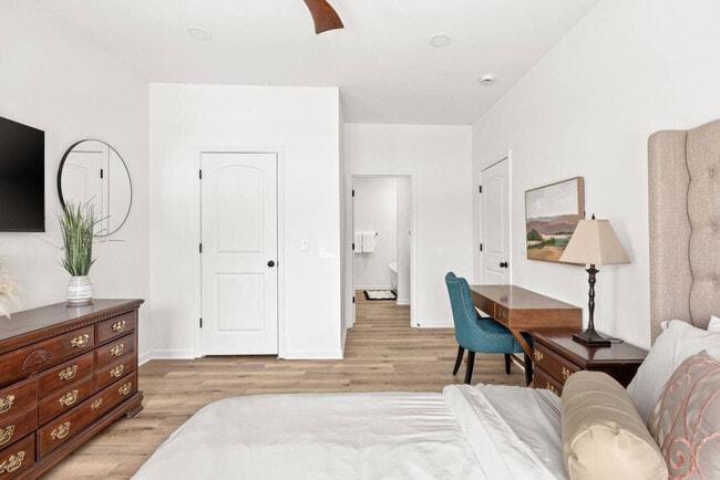 Building Photo - 35 Keystone Ave