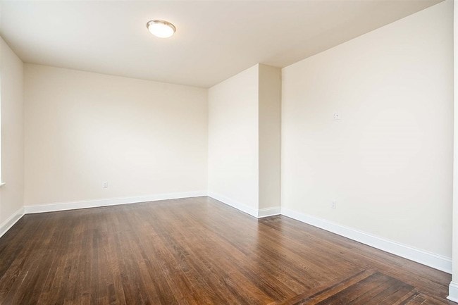 Building Photo - 86 Charles St