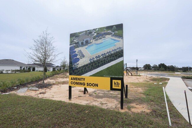 Building Photo - 2950 Lavanda Dr