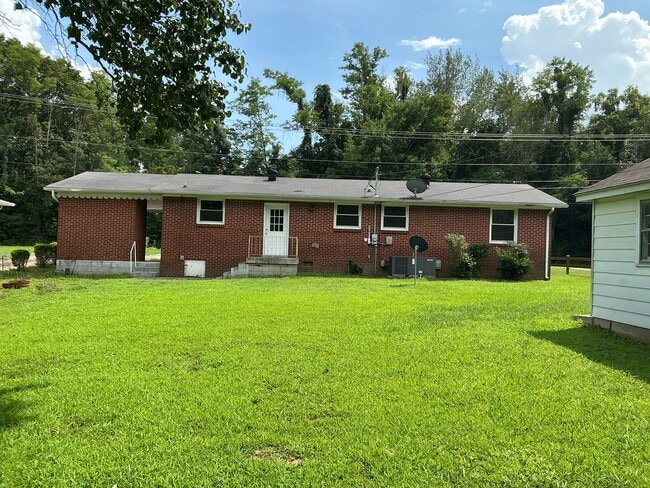 Building Photo - 205 Old Trenton Rd