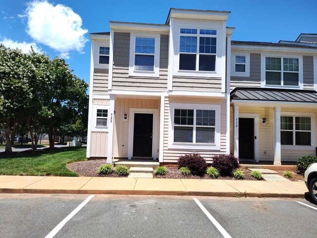Primary Photo - Move-in ready, Townhome Located in the Bra...
