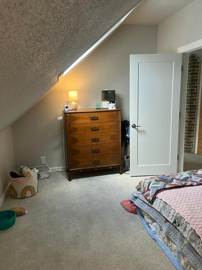 Building Photo - 5909 W Washington Blvd