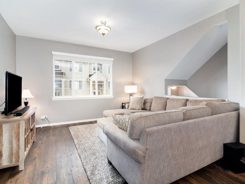 Building Photo - 128 New Haven Dr