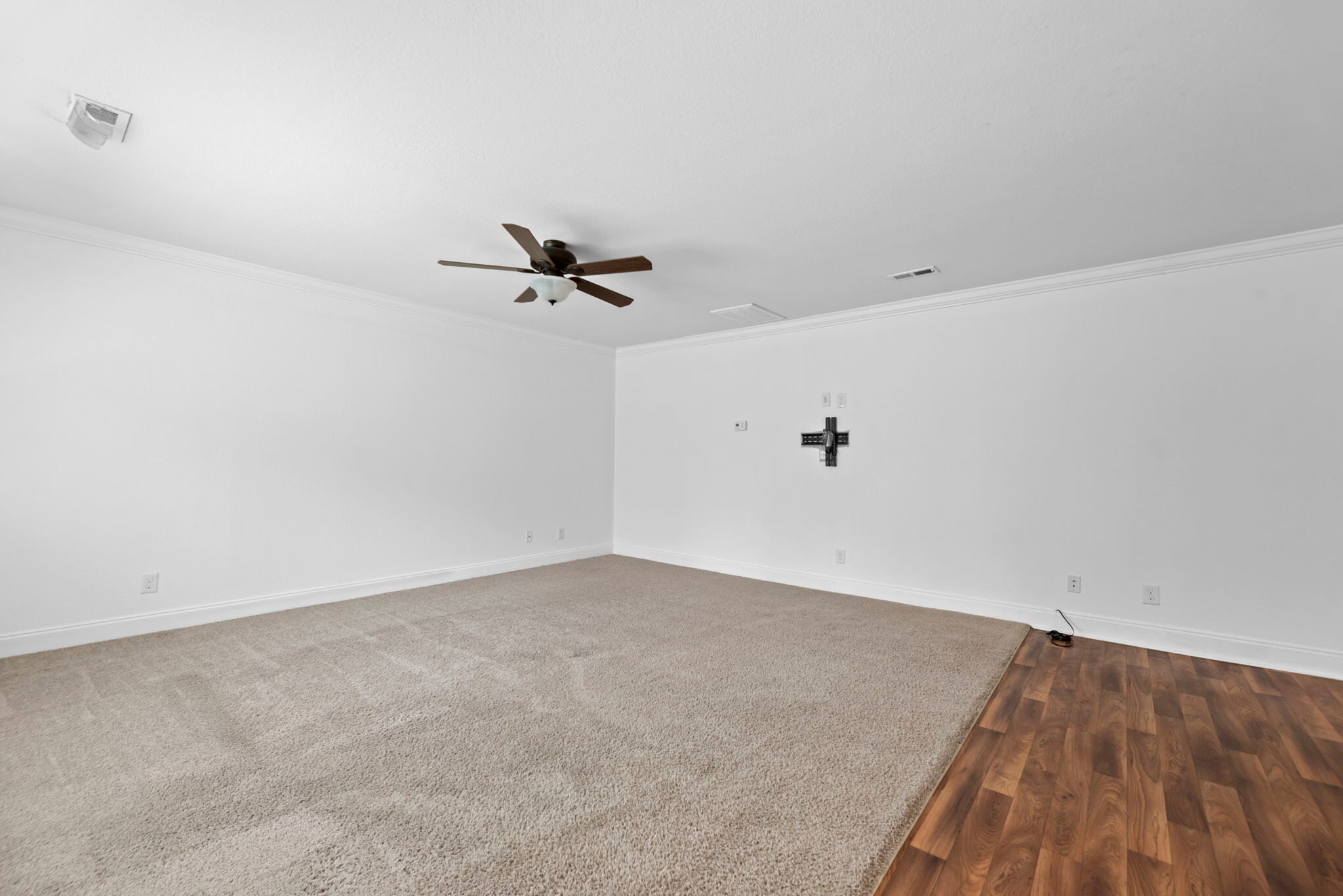 Building Photo - 317 Wynberry Ct