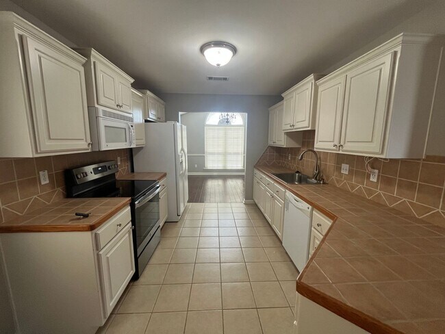 Building Photo - Approved applicant