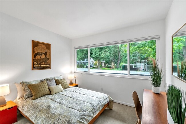 Building Photo - 1807 Fair St