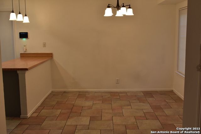 Building Photo - 7719 Skyline Ridge Dr