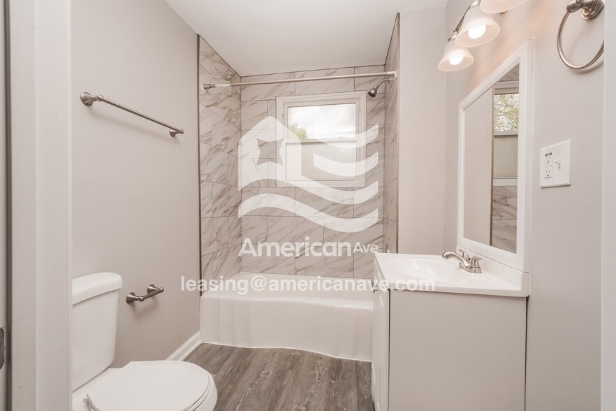 Building Photo - 1727 Klerner Ln