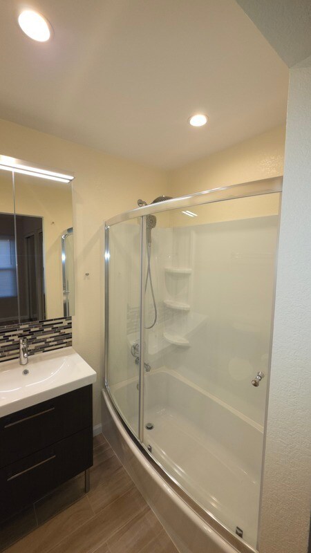 Building Photo - 2834 S Ext Rd