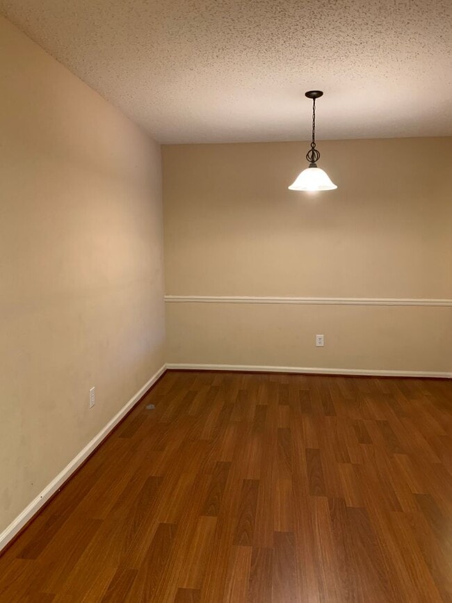 Building Photo - Condo for rent in Hoover