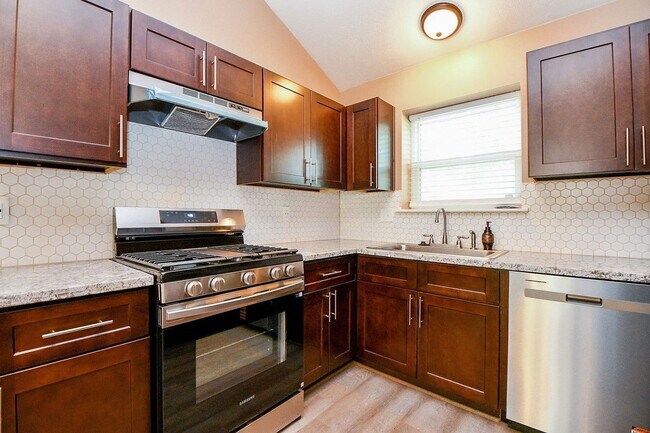 Building Photo - 3019 Ciderwood Dr