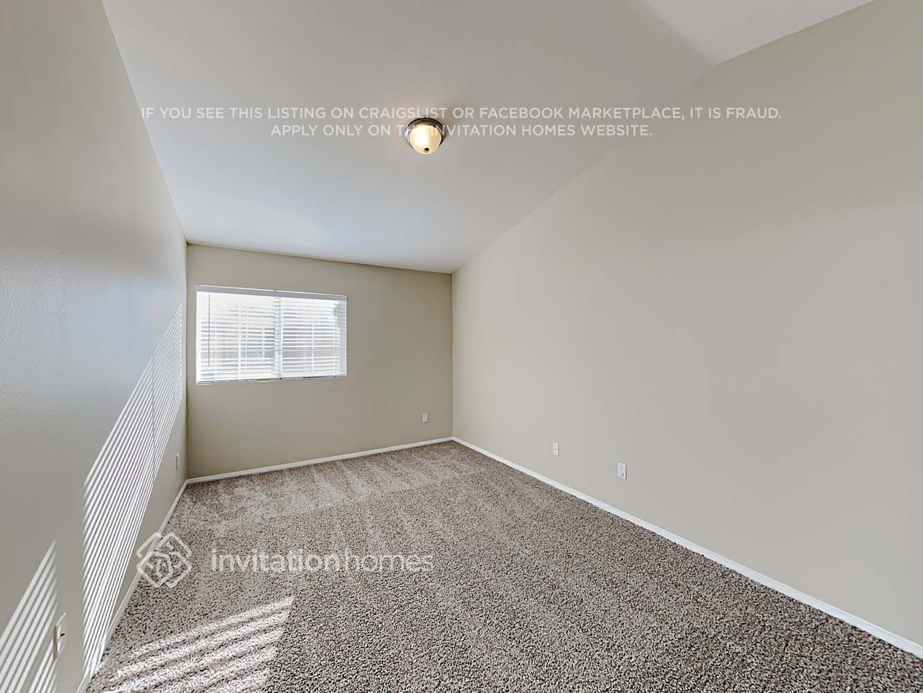 Building Photo - 13280 Dronfield Ave