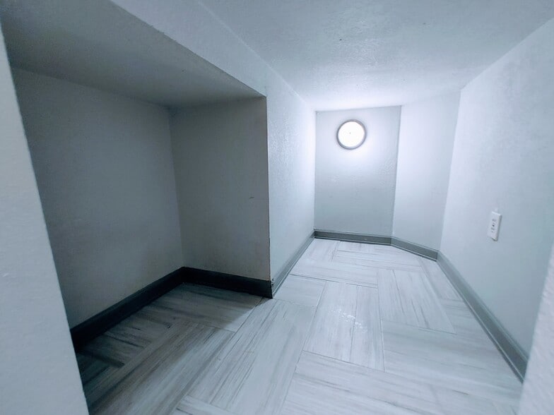 Large storage closet in washroom - 2 Arnica Ct
