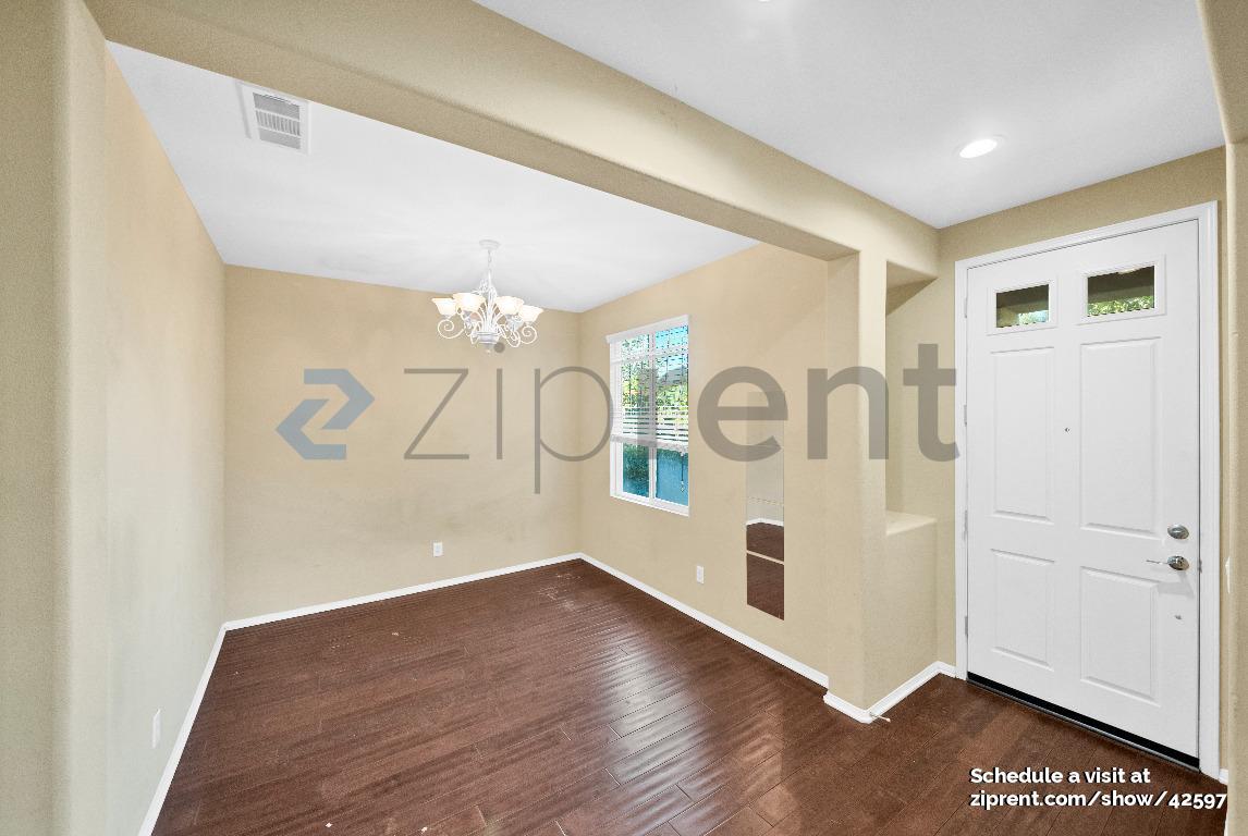Building Photo - 24162 Willowbrooke Ct