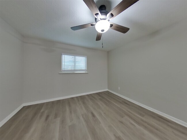 Building Photo - 16006 Camino Del Sol Dr