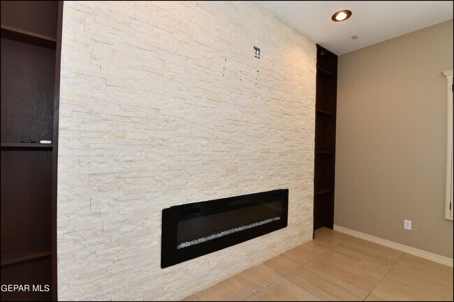 Building Photo - 3136 Red Maple