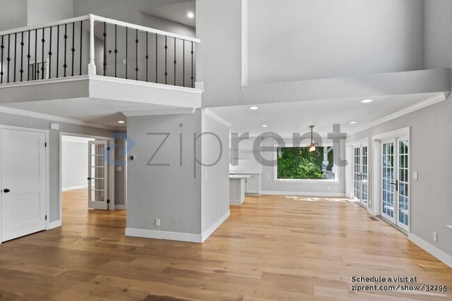 Building Photo - 144 Oakridge Dr