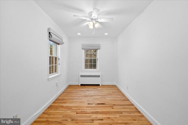 Building Photo - 1343 28th St NW