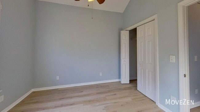 Building Photo - 8640 Orchard Loop Rd