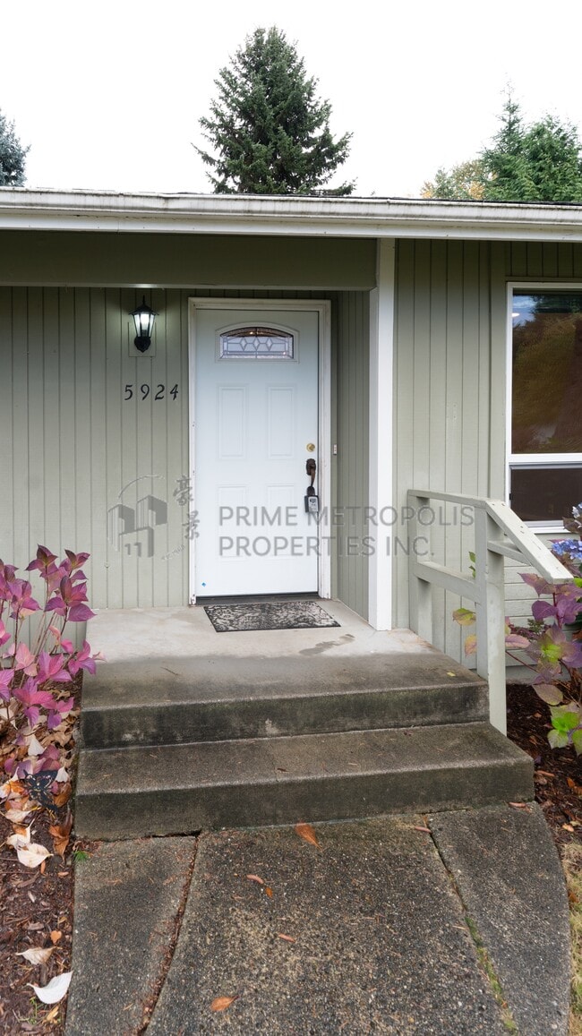 Building Photo - 5924 114th Pl SE