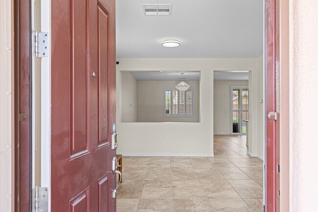 Building Photo - Beautiful West Vegas Home With Next Gen Suite