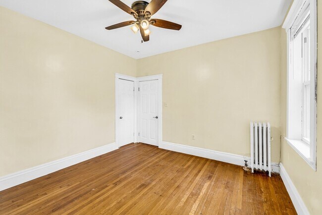 Building Photo - 86 Winthrop St