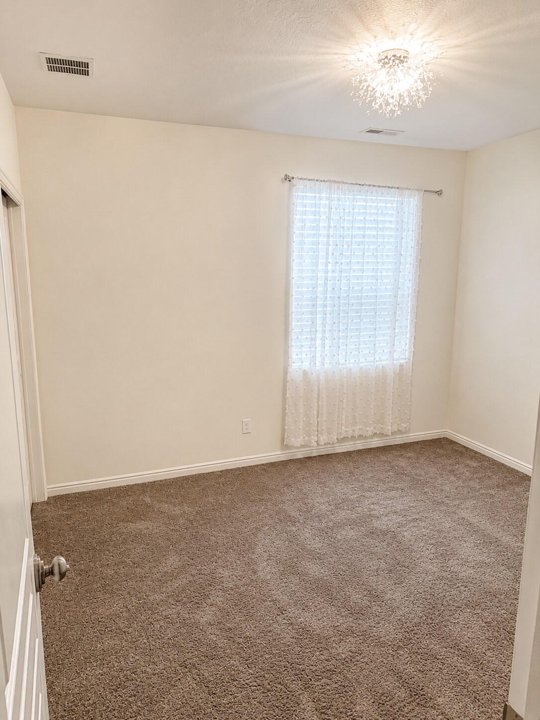 Building Photo - 3192 W Bald Mountain Dr