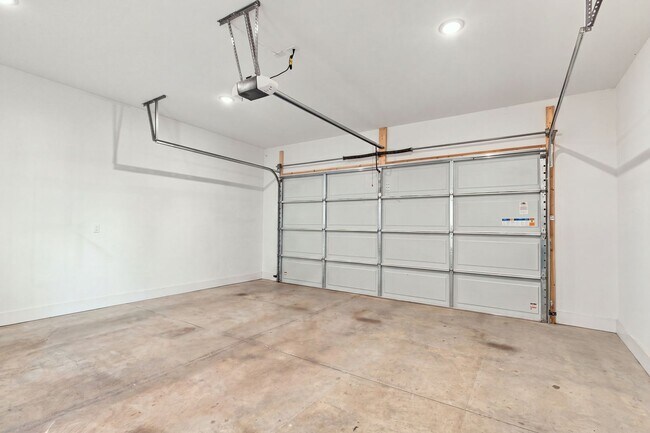 Building Photo - 5009 Owenruth Dr