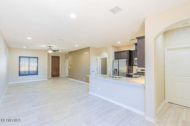 Building Photo - 15144 Design Ct