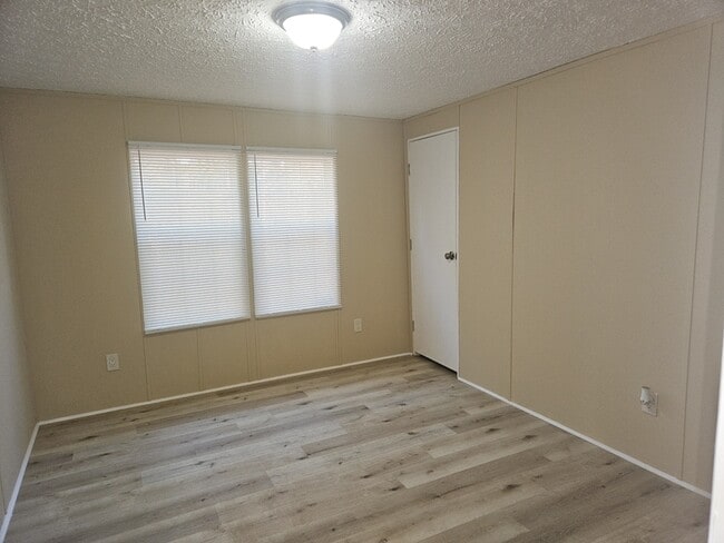 Building Photo - 4058 Nursery Rd