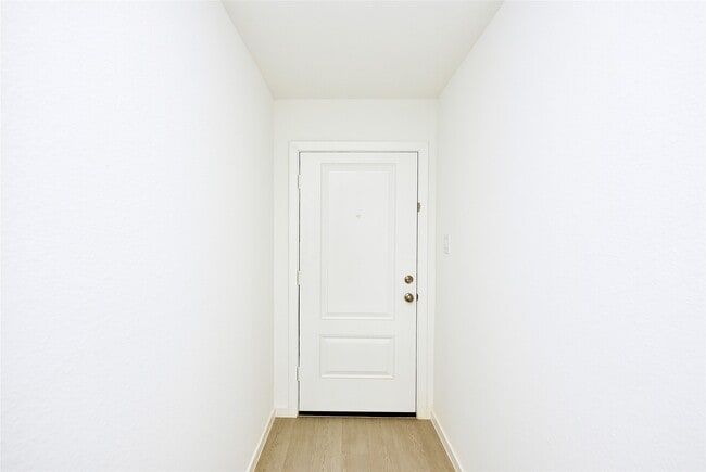 Building Photo - 10218 Prairie Dunes Ln