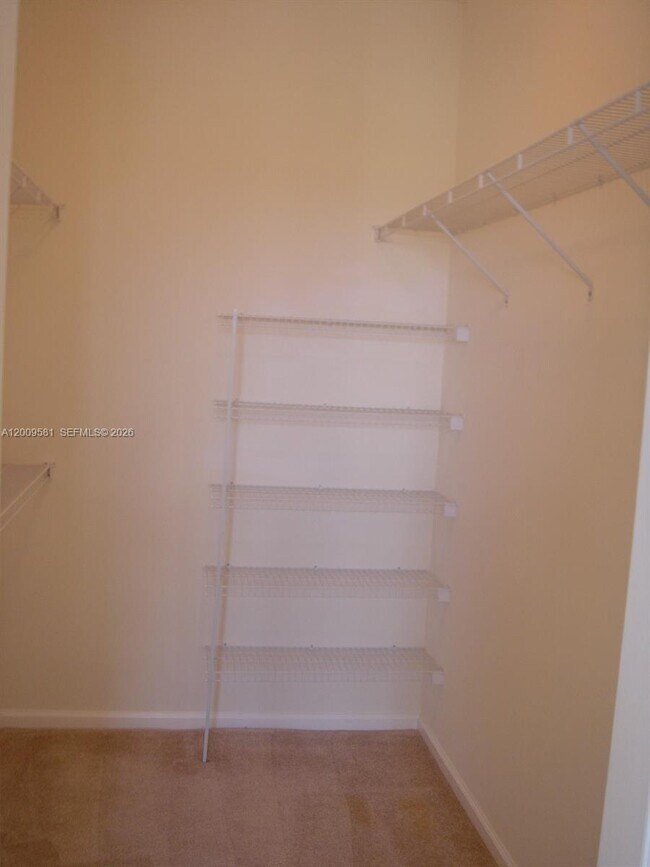 Building Photo - 4404 SW 160th Ave