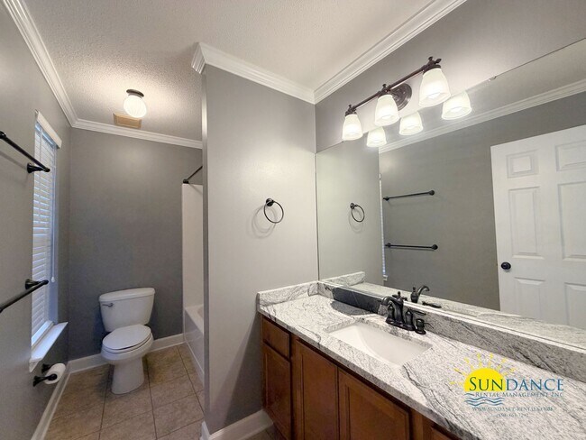 Building Photo - 2705 Apple Blossom Ct