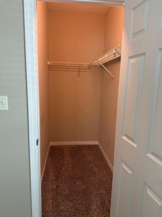 Building Photo - 1501 Partin Dr N