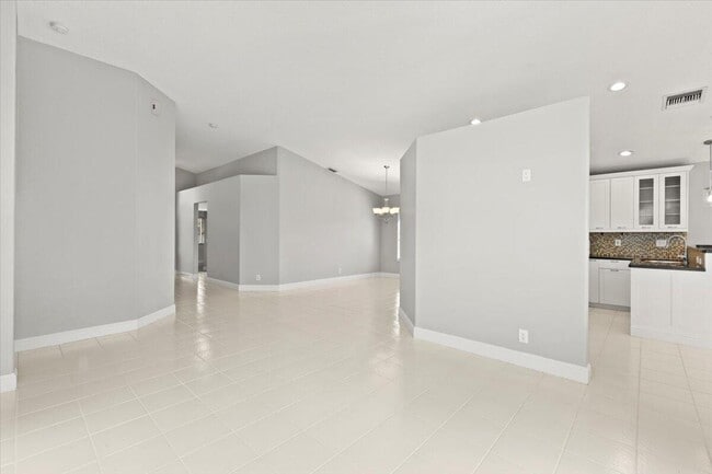 Building Photo - 4546 NW 7th Pl