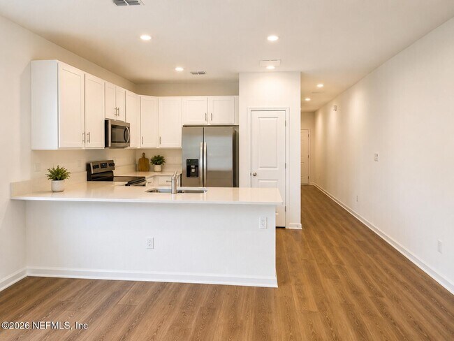 Building Photo - 726 Sailor Grv Ln