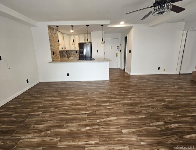 Building Photo - 2 Richmond Rd