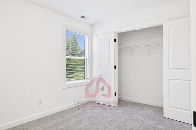 Building Photo - 1455 Darrowby Wy