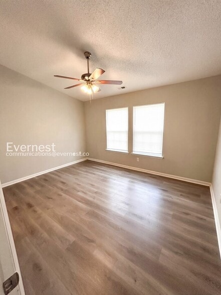 Building Photo - 1228 Capps Hollow Dr