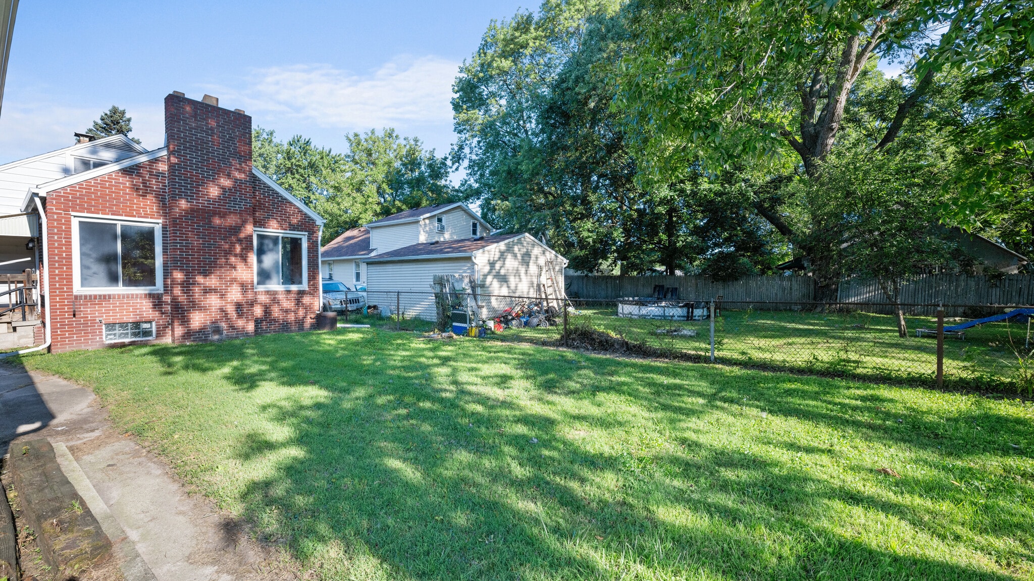 back - 1001 Patchen Rd