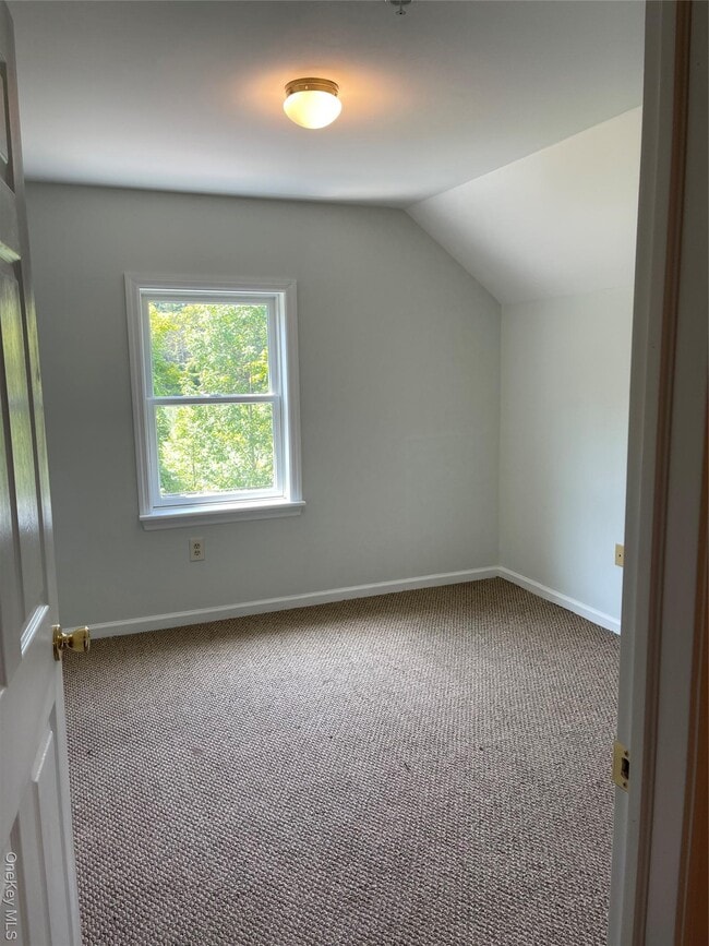 Building Photo - 2297 US-44