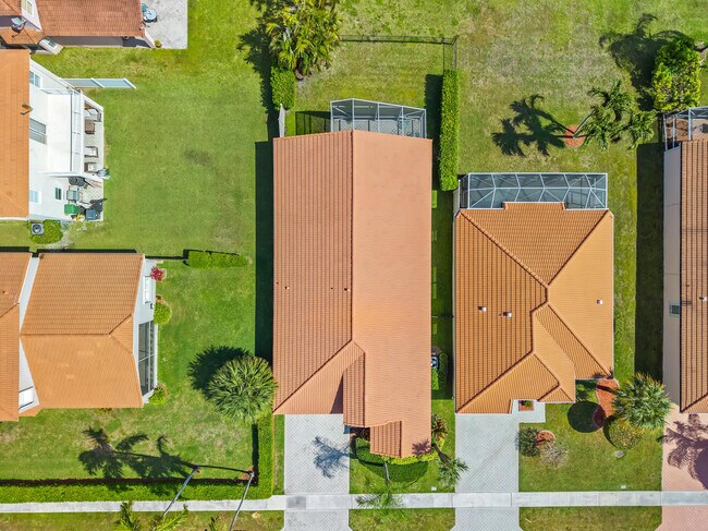 Building Photo - 3817 Miramontes Cir