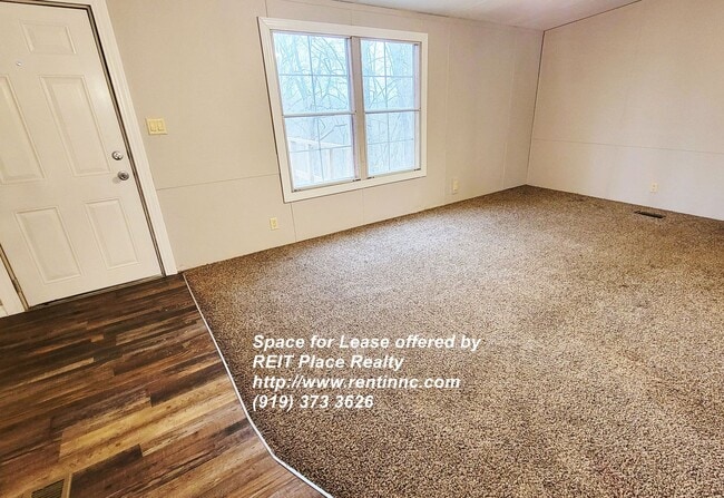 Building Photo - Charming and Peaceful Private Home with Granite Countertops & Wooded Views