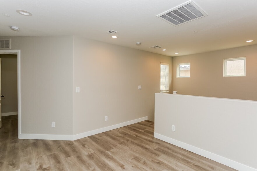Building Photo - 6209 Govett Cres Ct