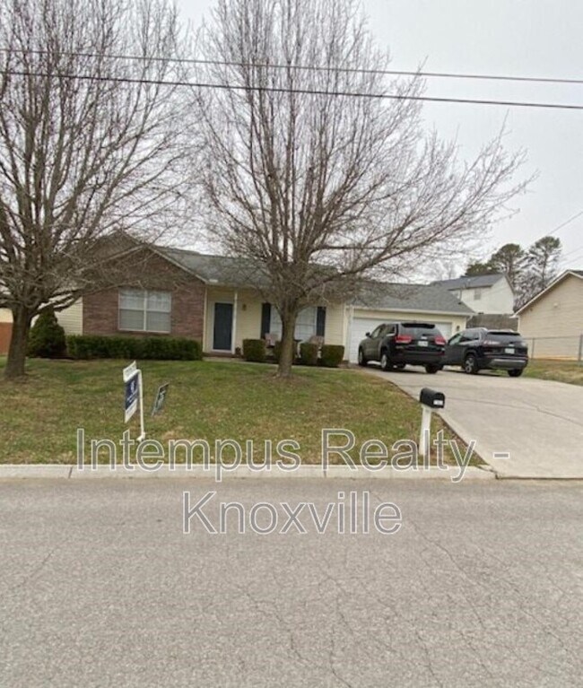 Building Photo - 7361 Carowinds Ln