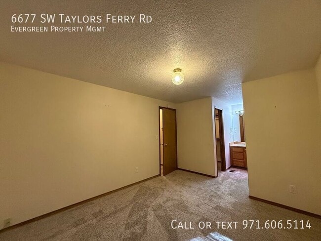 Building Photo - 6677 SW Taylors Ferry Rd