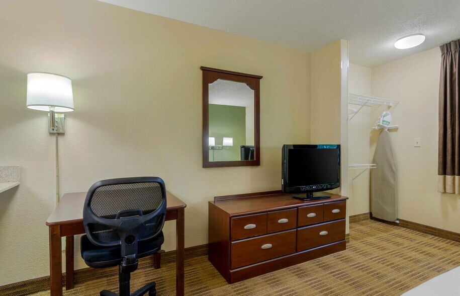 Building Photo - Furnished Studio-Atlanta - Alpharetta - Rock Mill Rd.