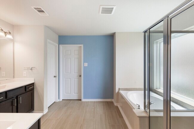 Building Photo - 10158 N Whimbrel Cir