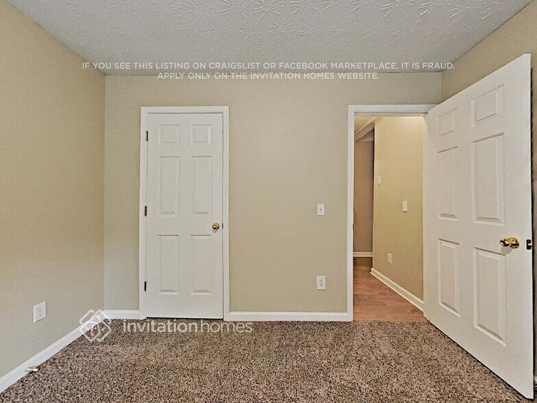 Building Photo - 7925 Paddocks Mill Dr