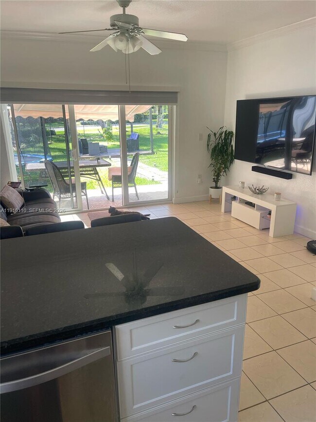 Building Photo - 3102 NE 3rd Dr